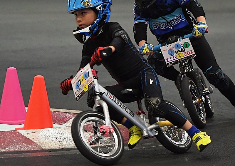 JOHJI STRIDERバイクのステッカー制作画面２